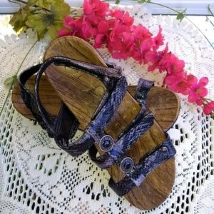 Vionic Orthoheel Yasmin II Sandals